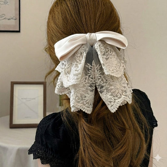 Organza White Tail Bow Clip