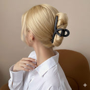 Maillard Style Matte Bow Hair Claw Clip