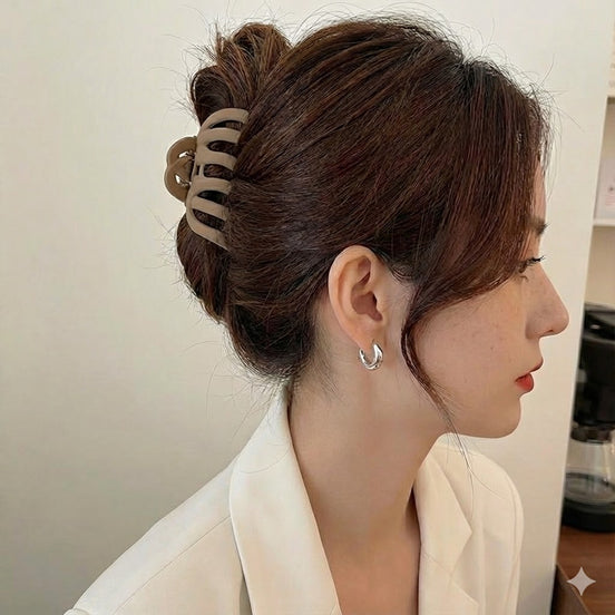 Octopus Style Matte Hair Claw Clip