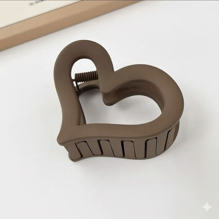 Maillard Matte Heart-shape Hollow Hair Claw Clip