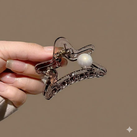 Pearl Top Star-shape Hair Claw Clip