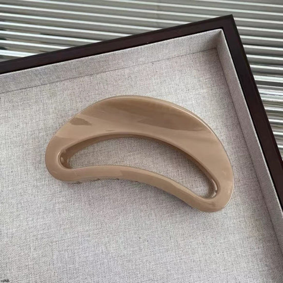 Big Oval Hollow Jelly Hair Claw Clip