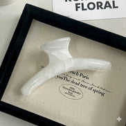 Marble Chic Curved Hair Claw Clip