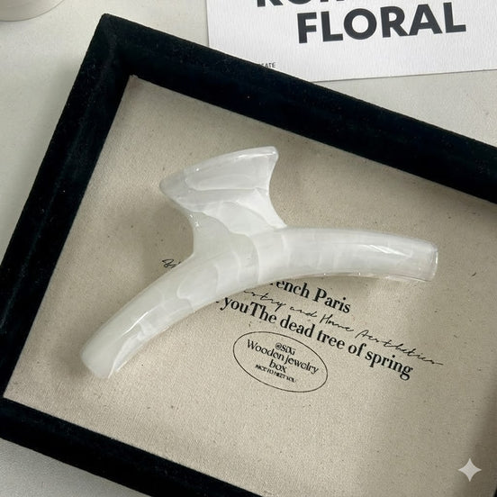 Marble Chic Curved Hair Claw Clip