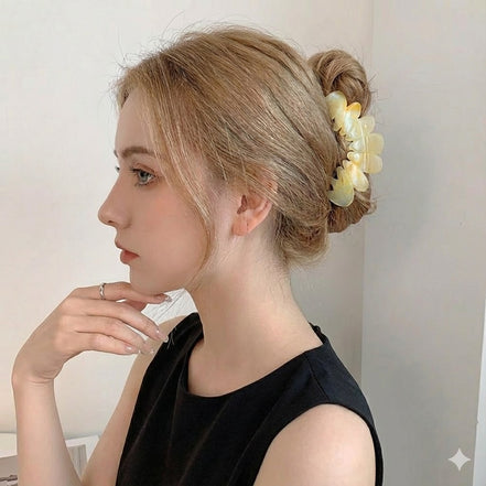 Mori Style Leaf Hair Claw Clip