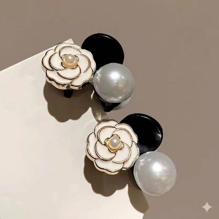 Camellia Mini Hair Claw Clip