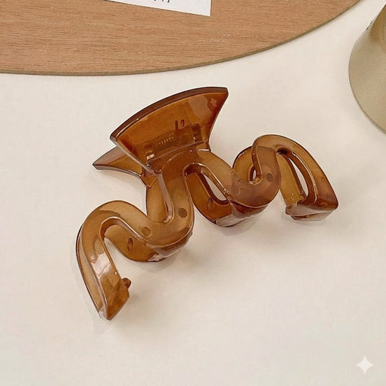 Tea Wave Hair Claw Clip