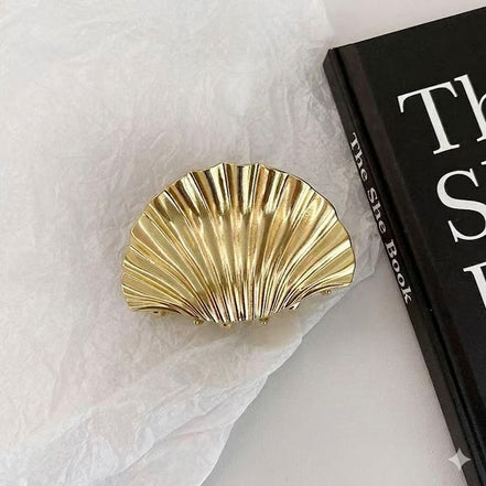Small Metal Shell Hair Claw Clip