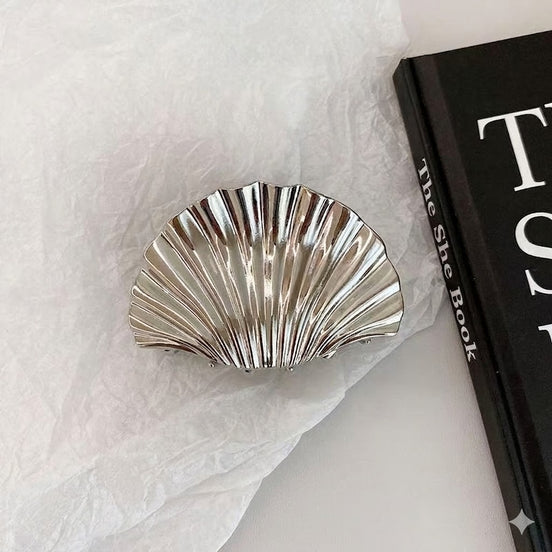 Small Metal Shell Hair Claw Clip