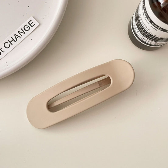 Maillard Matte Duckbill Strip Hair Claw Clip