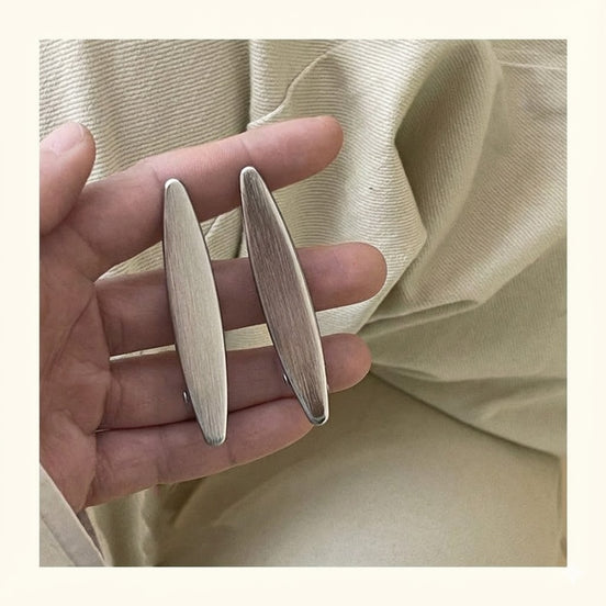 Minimalist Metal Oval Duckbill Hair Clip