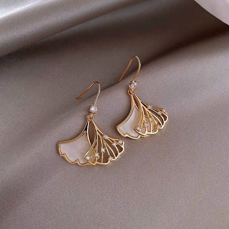 Hollow Ginkgo Leaves Mother of Pearl Earrings