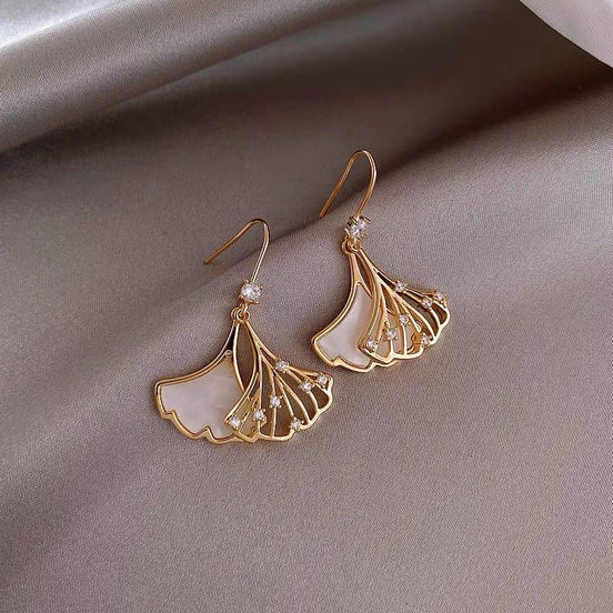 Hollow Ginkgo Leaves Mother of Pearl Earrings