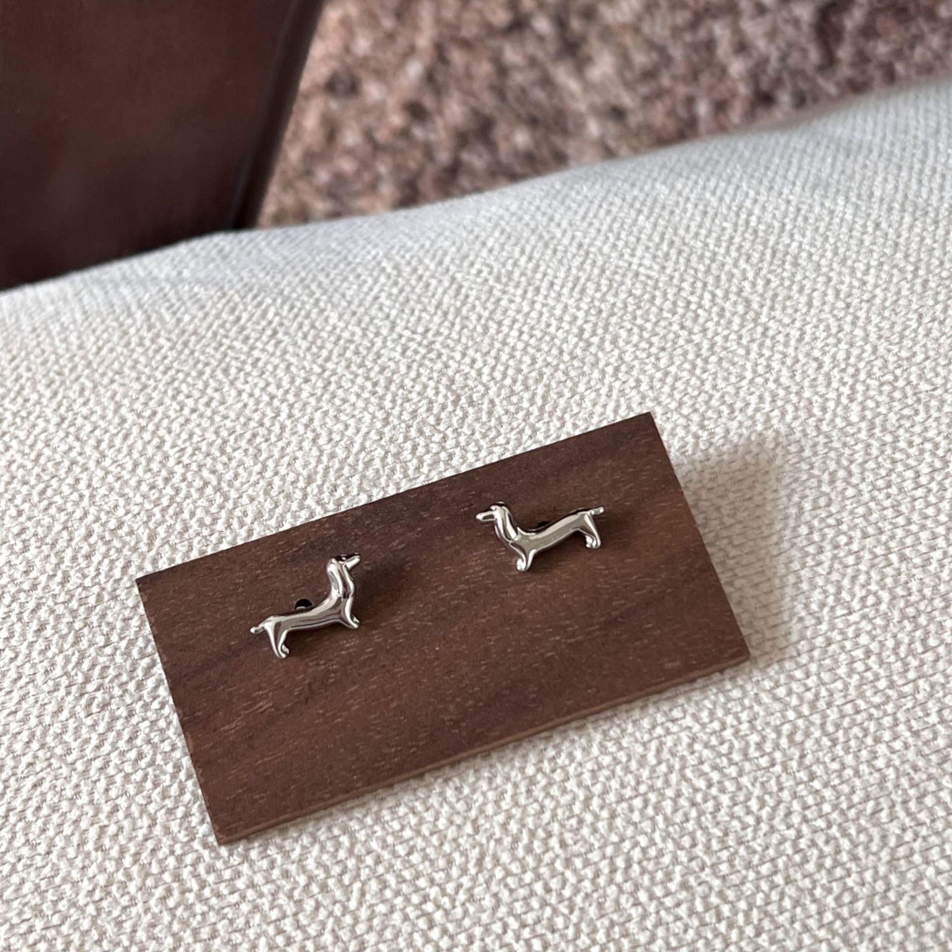 Sliver Clour Sausage Dog Ear Pins