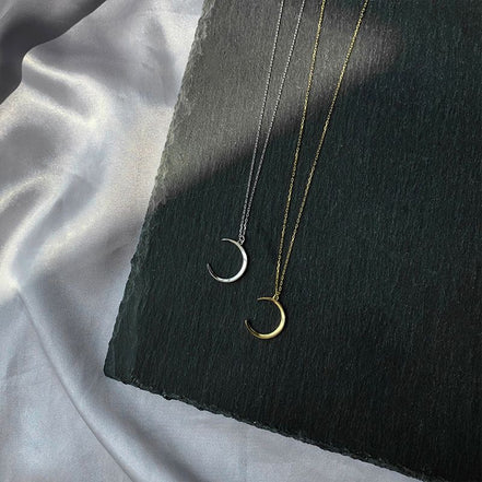 Minimalist Little Moon Pendant Necklace