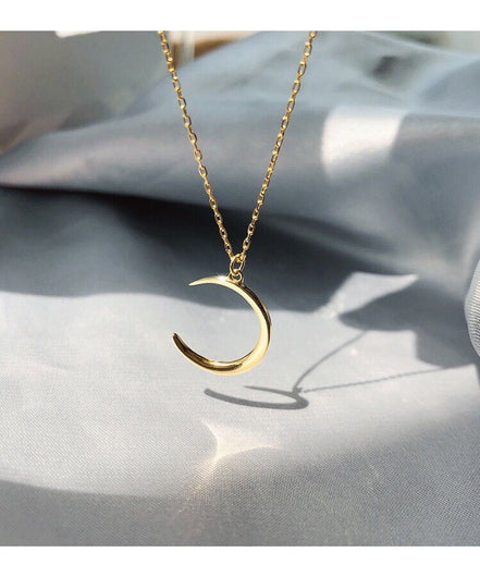 Minimalist Little Moon Pendant Necklace