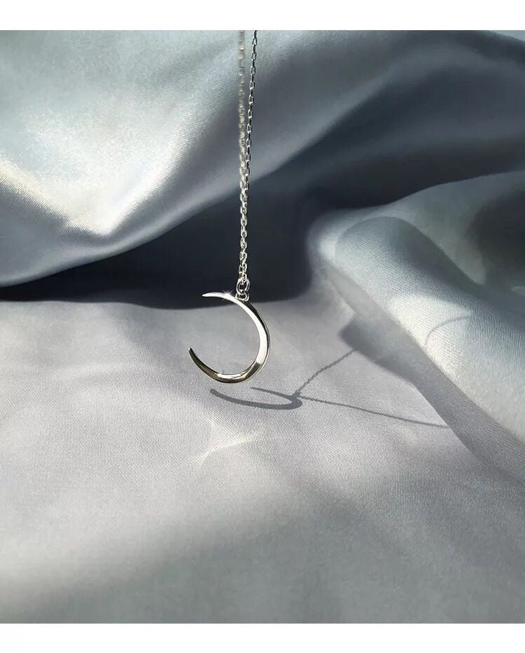 Minimalist Little Moon Pendant Necklace
