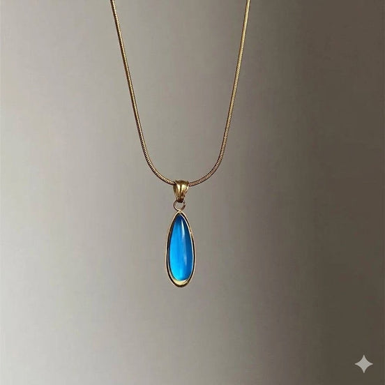 Blue Stone Pendant Necklacce